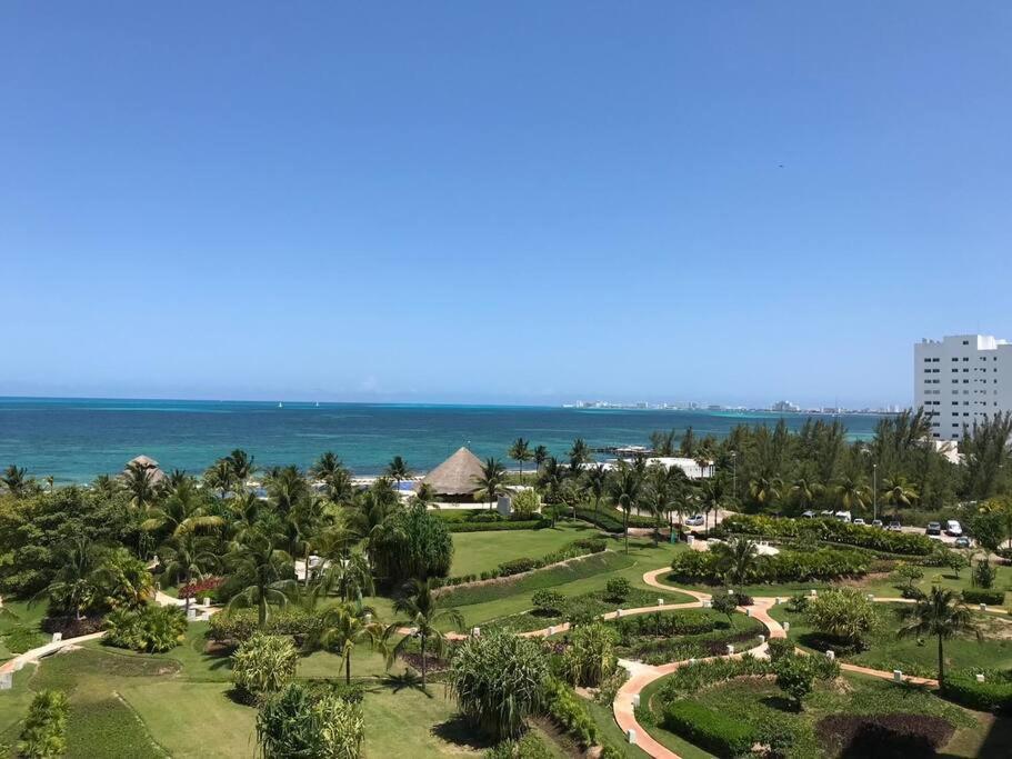 Punta Me Luxury Apartments Ocean View & Beach Front In Amara קנקון מראה חיצוני תמונה