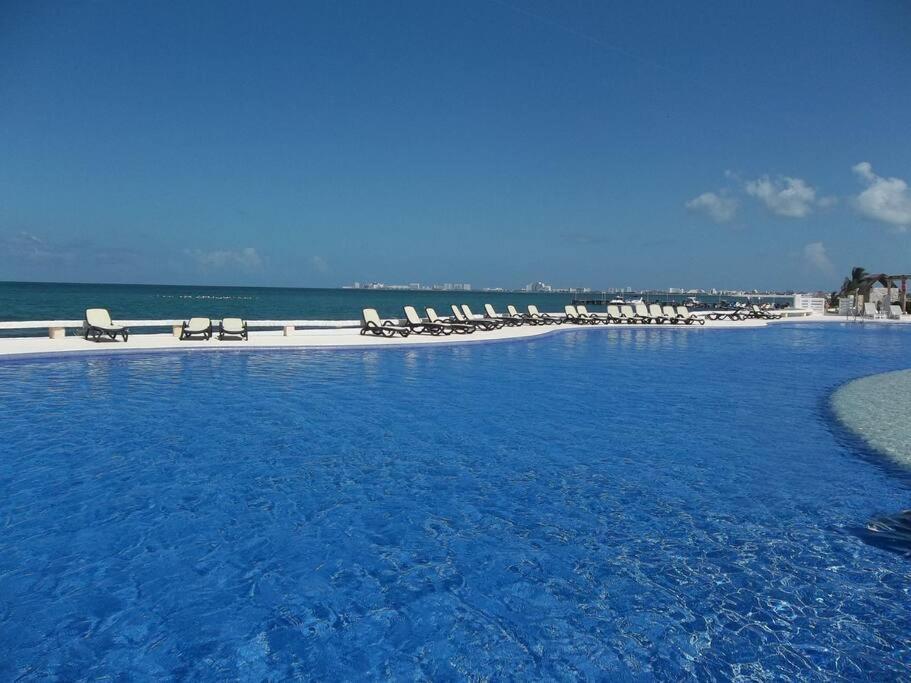 Punta Me Luxury Apartments Ocean View & Beach Front In Amara קנקון מראה חיצוני תמונה