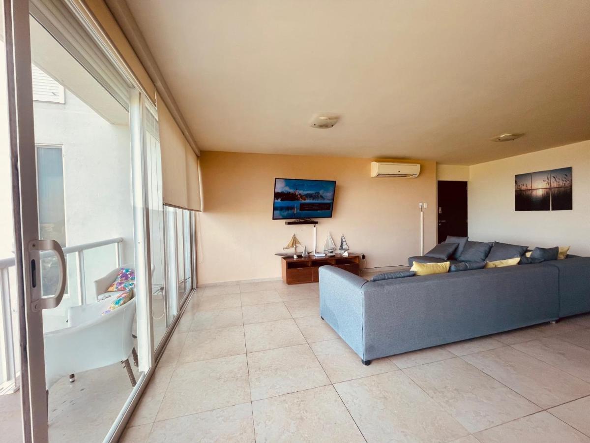 Punta Me Luxury Apartments Ocean View & Beach Front In Amara קנקון מראה חיצוני תמונה